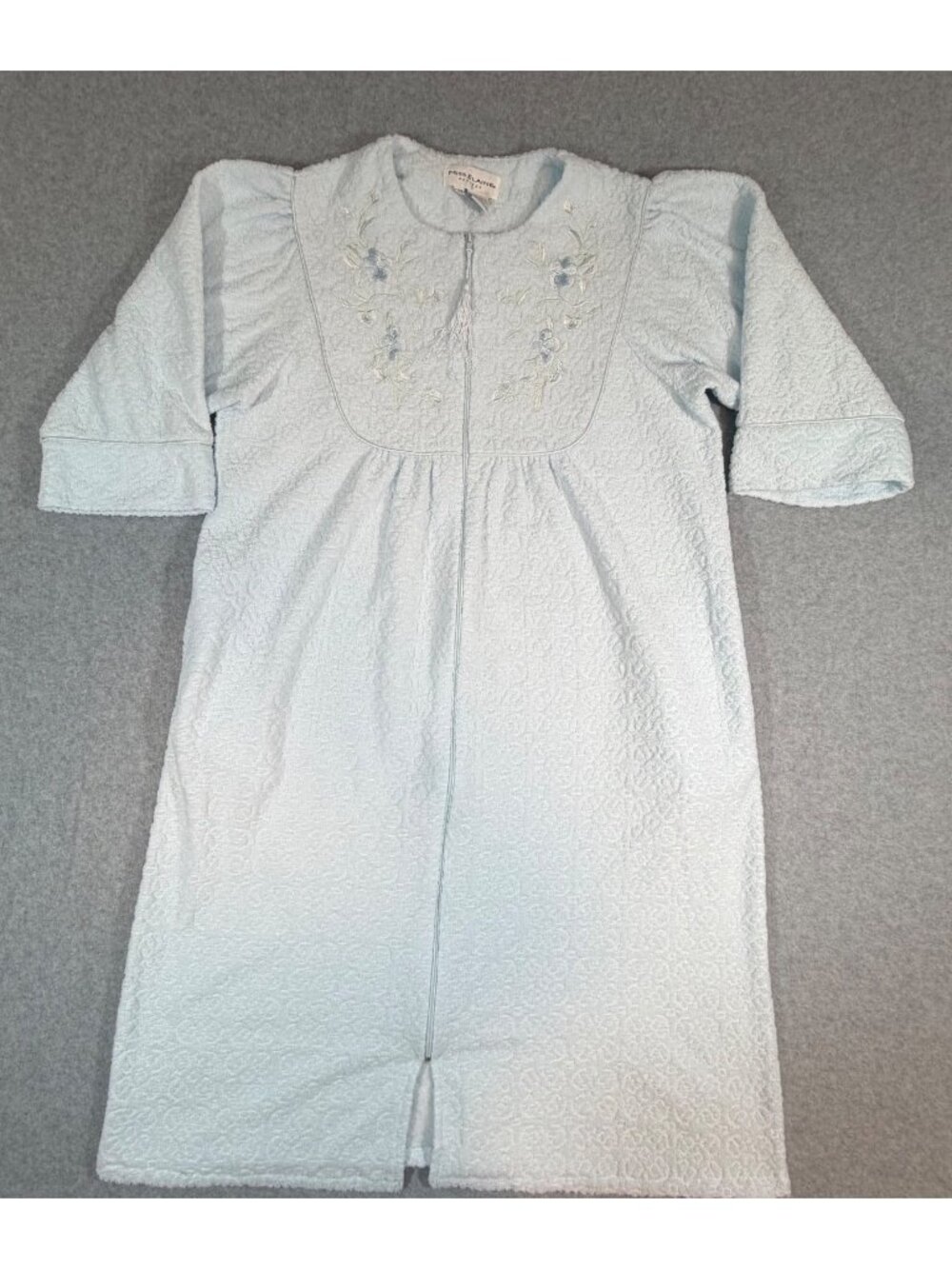 Miss Elaine Petites PM Light Blue Embroidered Zip Front House Dress Robe Floral
